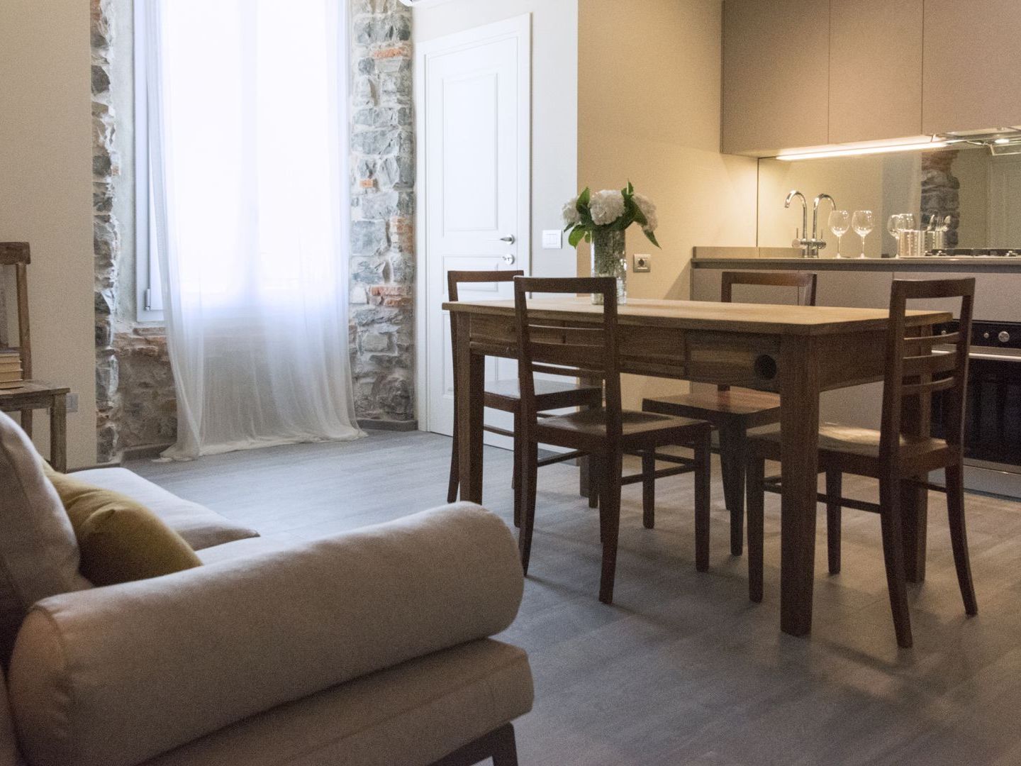 Joivy Elegant 1Br Flat Near City Centre Комо Екстер'єр фото